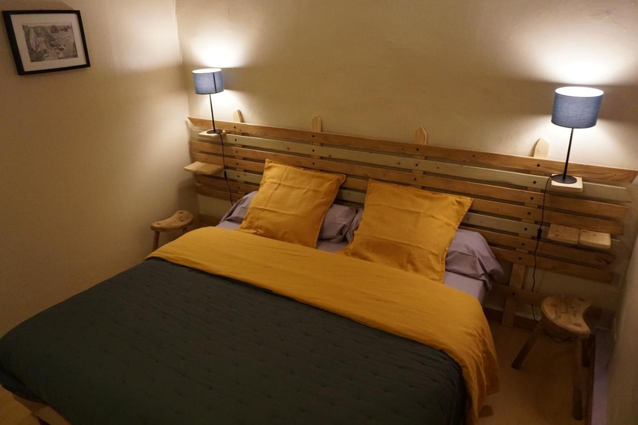 Chambres D'Hotes Kerioret Izella Kerlaz Kültér fotó